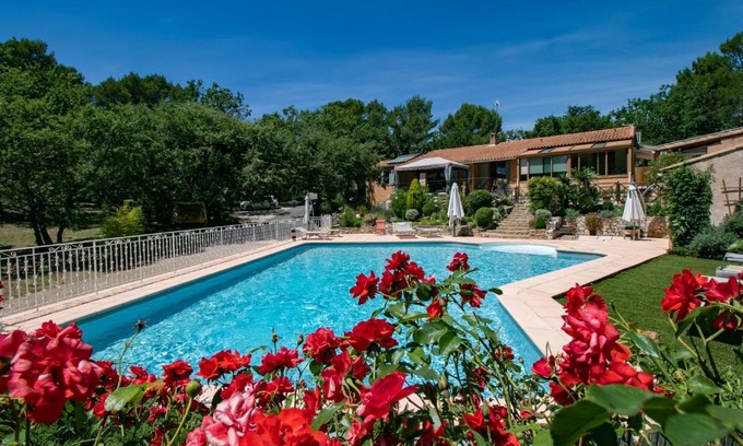 Greasque Bed & Breakfast | Villa Victoria - Chambre D'hôtes