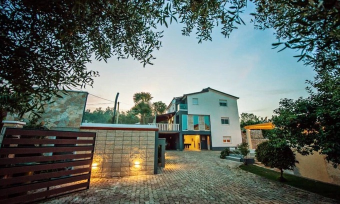 Zmijavci Villa | Villa Vida