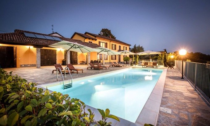 Montegrosso dʼAsti Villa | Villa Vinory La Mandragola - Private Authentic Villa with pool