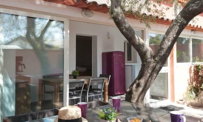 Porto-Vecchio House | Villa Violetta, 4/5 pers, 2 bedrooms, shared pool in the heart of the Corsican maquis