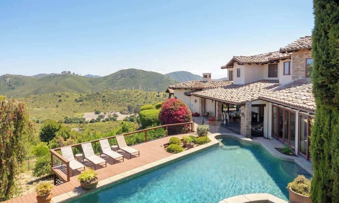 Lake Hodges Villa | Villa Vista de Rancho Santa Fe w/Pool, Views!