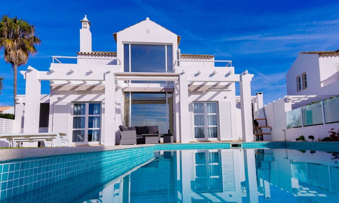Gale Villa | Villa w/private pool in peaceful holiday complex