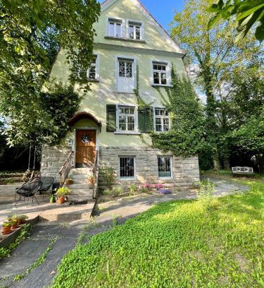 Ueberlingen Apartment | Villa Waldeck - Im Kurviertel von Überlingen
