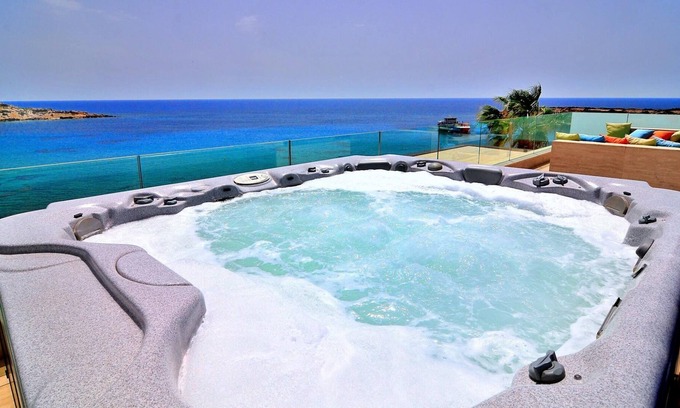 Pegeia Villa | Villa Waters Edge in Peyia