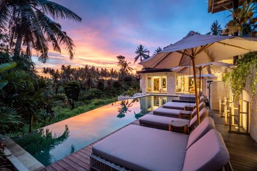 Pengosekan Villa | Villa White Lotus by BaliSuperHost