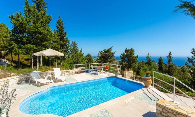 Ieromonachos Villa | Villa Windmill - One Bedroom Villa, Sleeps 2