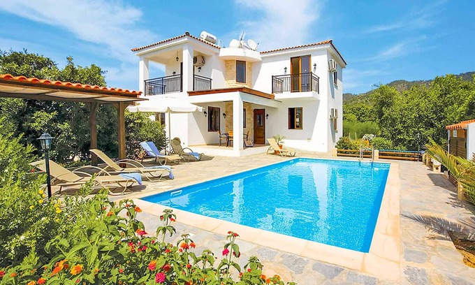 Argaka Villa | Villa Wisteria Argaka
