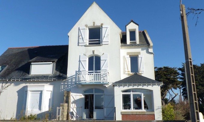 Saint-Pierre-Quiberon Ski Chalet | Villa with incredible ocean views