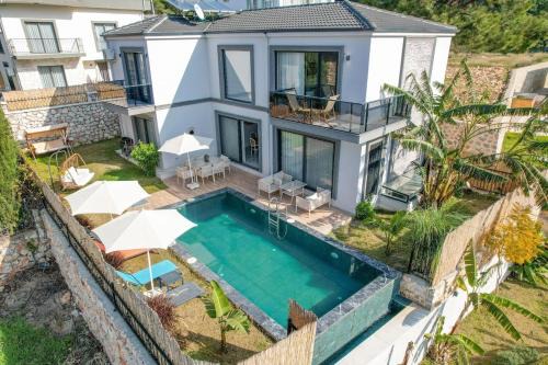 Uzunyurt Villa | Villa with Amazing View in Faralya - Kabak