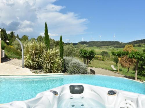 Montbrun-des-Corbieres Villa | Villa with heated pool, jacuzzi, sports field and stunning views