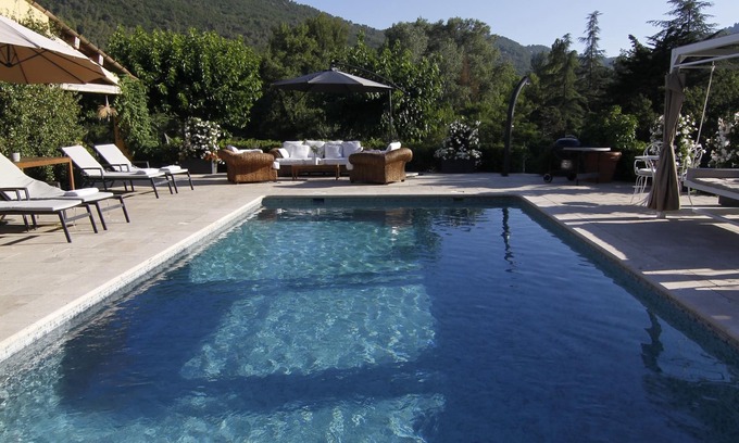 Le Bar-sur-Loup House | Villa with pool and river enjoying incredible mountain views