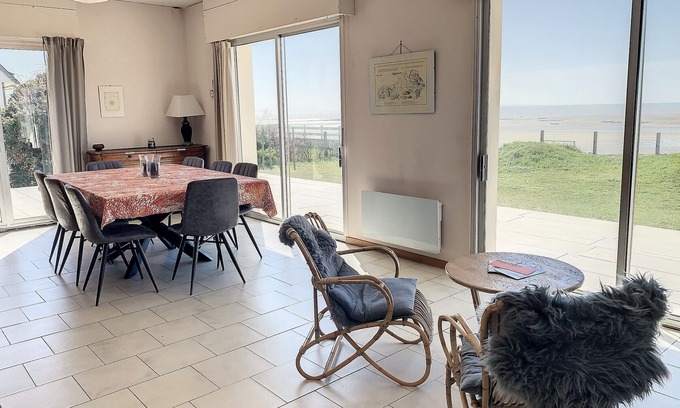 Saint-Pair-sur-Mer House | Villa with garden and beach access, terrace, 5 bedrooms, 2 bathrooms, wifi, parking