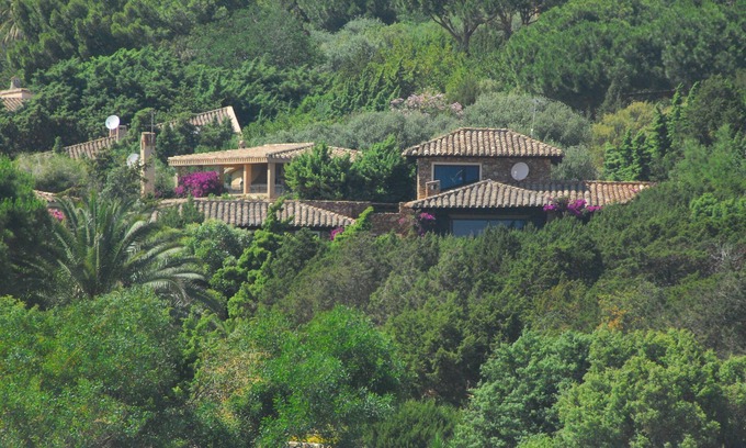 Villaggio delle Mimose Villa | Villa with garden 100 mt from the beach " timi ama " . CIN IT111105C2000Q9165