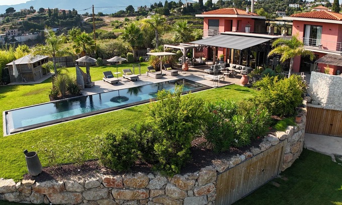 Nice House | Villa With Heated Pool Sea View