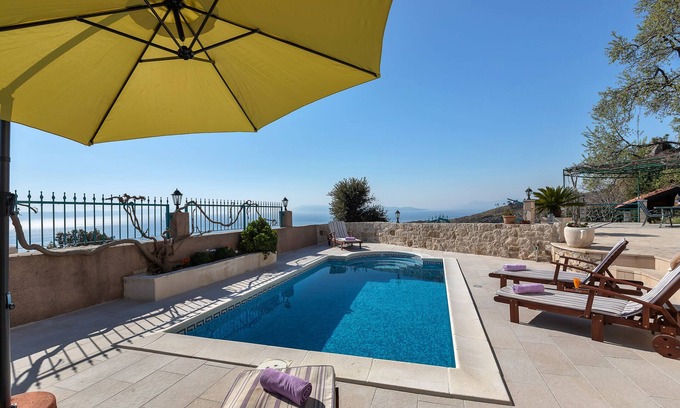 Podgora Villa | Villa With Large Terrace