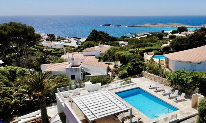 Binibeca Villa | Villa with NEW large private HEATED swimming pool, 3 min. walk to sandy beach