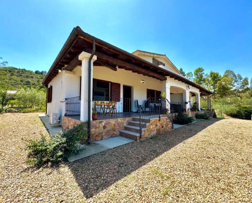 Cardedu Apartment | Villa with Patio