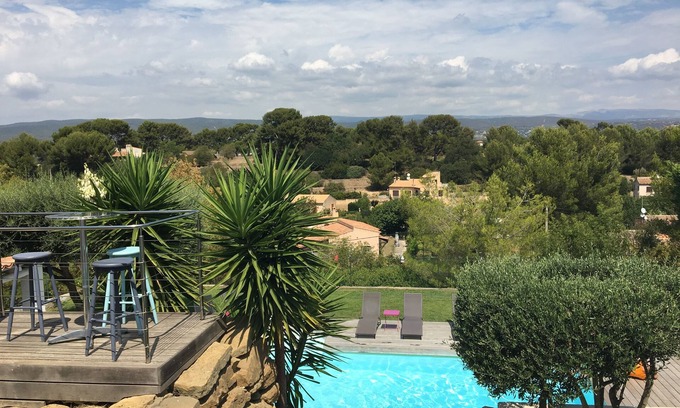 Saint-Cyr-sur-Mer House | Villa with pool Saint Cyr Lecques, 8 people, beach 10 minutes walking distance