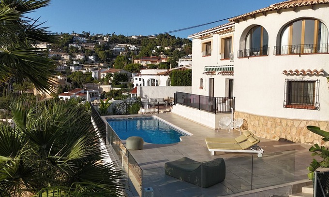 Benissa Coast Ski Chalet | Villa with Pool and Charm in Benissa