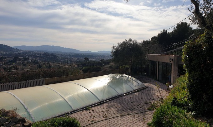 Allauch House | Villa with pool and garden