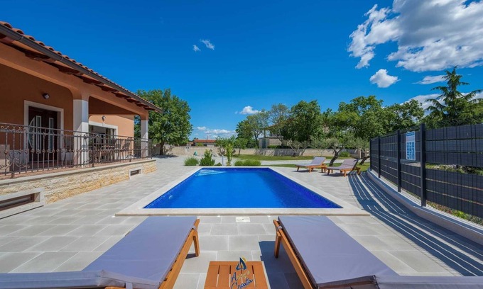 Tinjan Villa | Villa with pool and wellness, privacy guaranteed