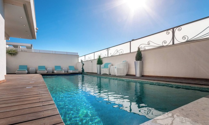 Herzliya Pituach House | Villa with Pool - Next the Beach