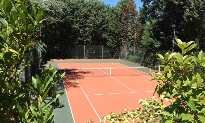 Grand Sud Villa | Villa with private pool and tennis court, 5-star rating, Aix en Provence
