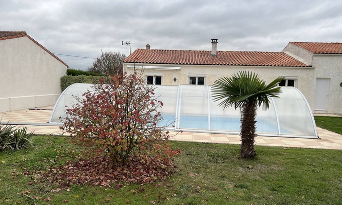 Saint Froult Villa | Villa with private pool