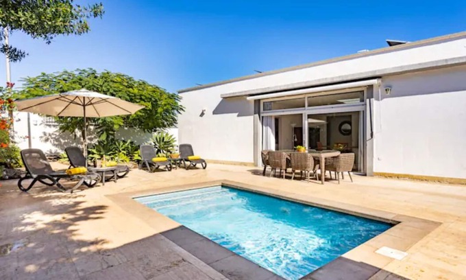 San Miguel de Abona Villa | VILLA WITH PRIVATE HEATED POOL ON THE VERY SOUTH OF TENERIFE WALKING TO VILLAGE