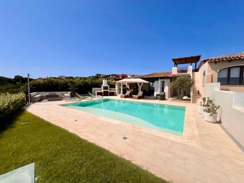 Punta De Su Turrione Villa | Villa with private swimming pool in Punta de Su Turrione