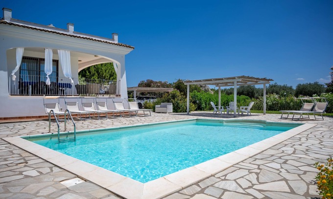 Alghero Villa | Villa with private pool, comfortable, near the sea, Alghero, Sardinia