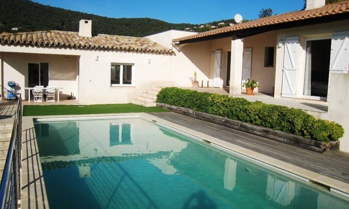 La Croix-Valmer House | VILLA WITH SEA AND HILLS VIEW SWIMMING POOL