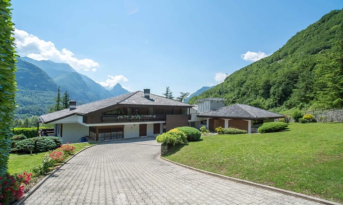 Longarone Villa | villa with swimmingpool great for holidays!