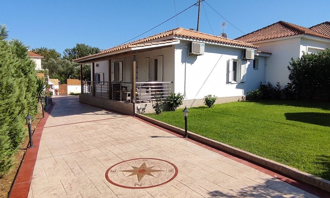 Drosia Villa | VILLA YAKINTHI for memorable holidays