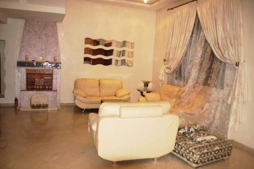 Menara Villa | Villa zohour