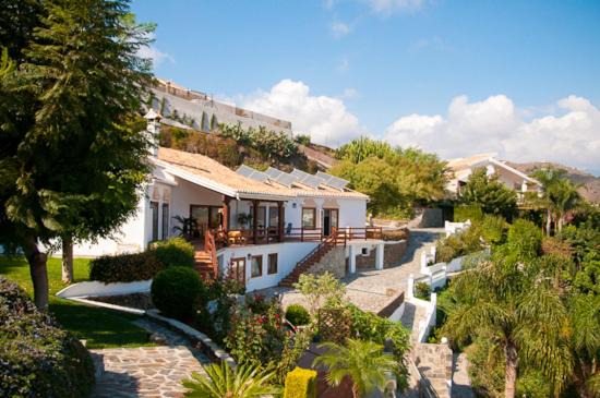 Torrox House | Villa Zorro Fugaz en Puntalara Nerja