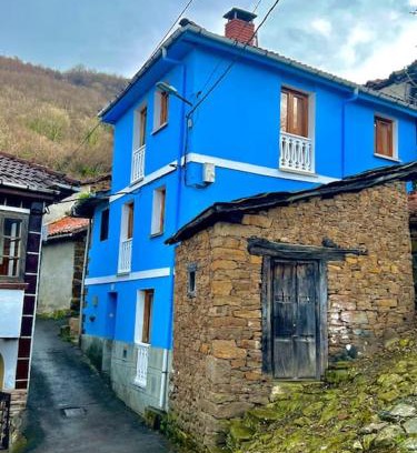 Mieres House | VilladeCelis
