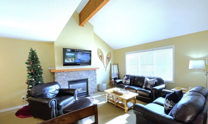 Big White Ski Resort Ski Chalet | Village Centre Executive Townhome with Private Hot Tub
