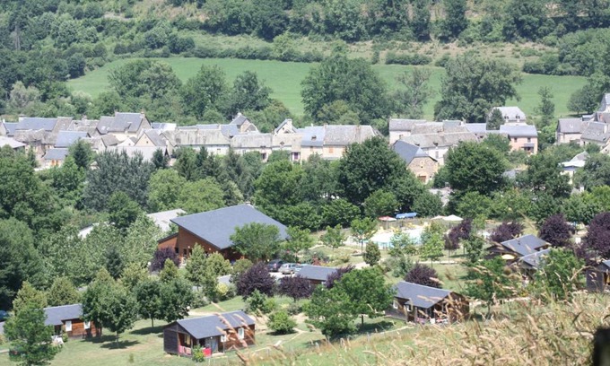 Sainte-Eulalie-d'Olt Resort | Village de Gite - La Cascade