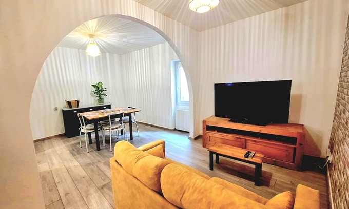 Sauvian House | Village house 10min from Béziers and beaches free parking