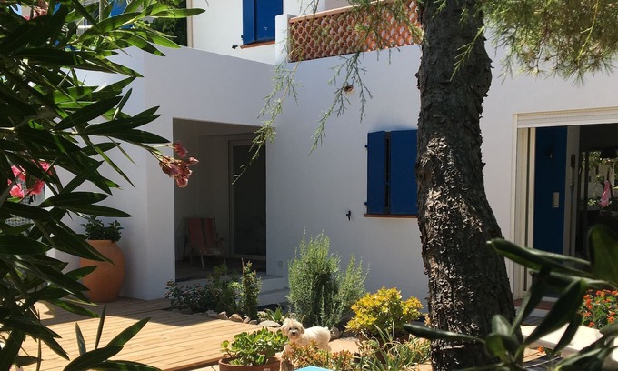 La Capte House | Village house 1st line, lots of charm, close to all amenities