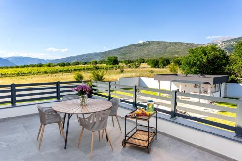 Blagaj Villa | VillaOneWall Blagaj