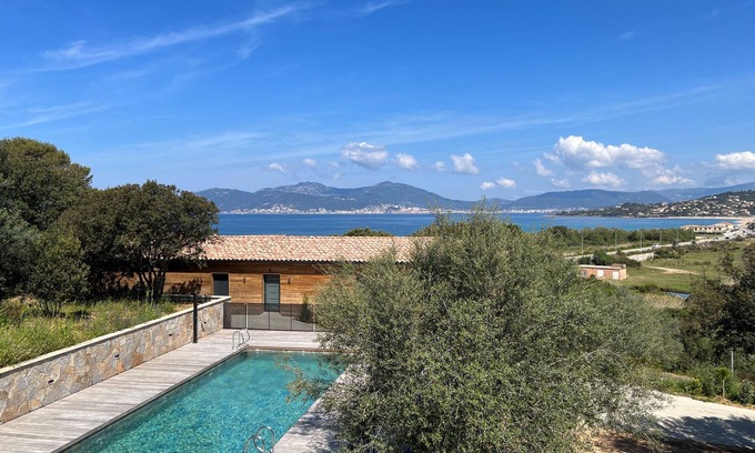 Pietrosella Villa | Villas Agosta - Acantha - sea view 50 m from the beach, new and luxurious