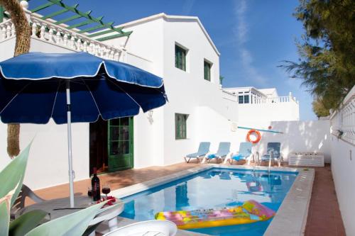 Puerto del Carmen Villa | Villas Bocaina Beach