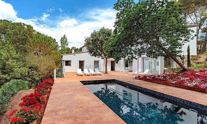 Blanes House | Villas Costa Brava Villa Ságulla Beautiful house with access to Ságulla Cove