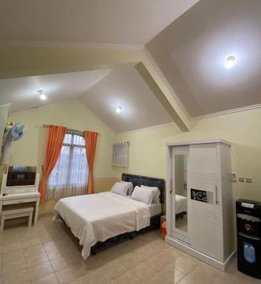 Cipanas Villa | Villas Dalia Puncak Na5/10