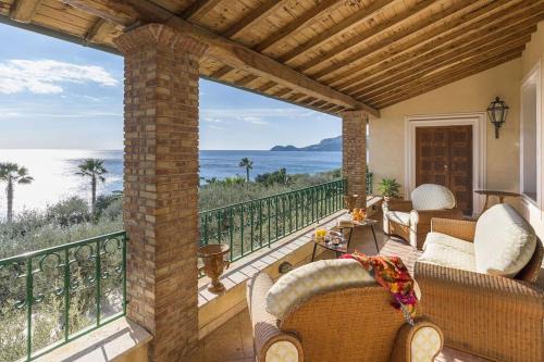 Letojanni Villa | Villas in Letojanni, Italy
