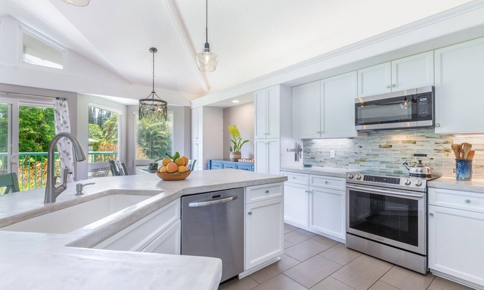 Kaiulani House | VILLAS ON THE PRINCE 27 - PRIVATE GATED UPSCALE COMMUNITY - PANORAMIC GREENERY