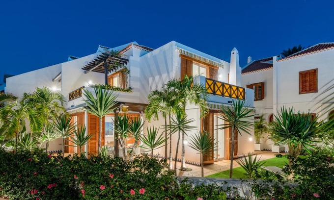 El Madronal Villa | Villas Parque Santiago III by Upper Luxury Housing