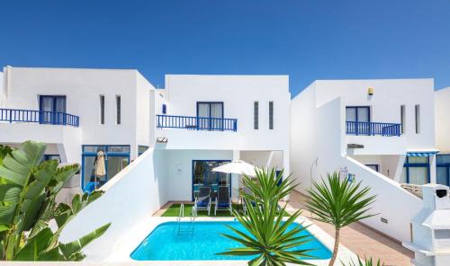 Playa Blanca Villa | Villas Puerto Rubicon